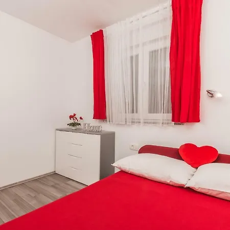 Апартаменты Karalic *