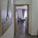 아파트 Karalic *