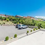 Karalic Apartment