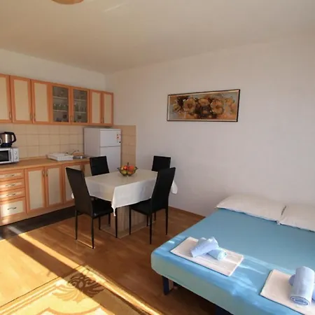 Karalic * Crikvenica