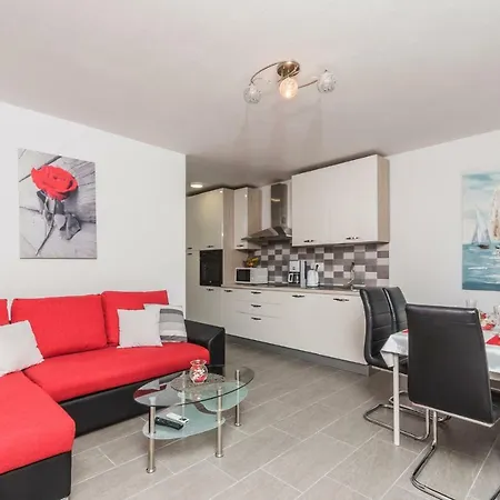 Apartment Karalic *