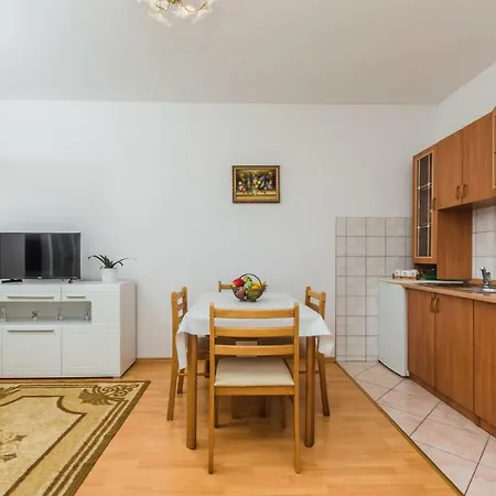 Apartment Karalic